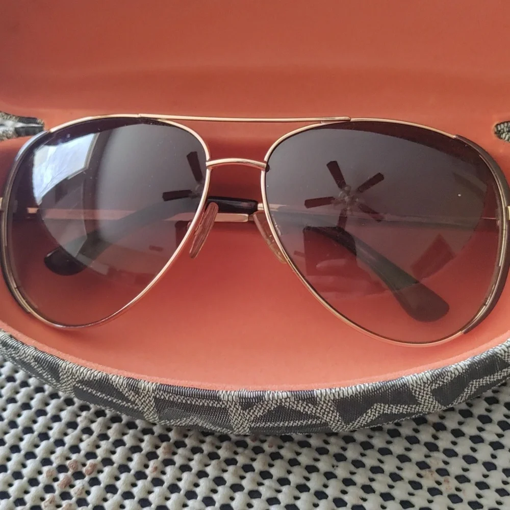 Michael Kors unisex sunglasses - Picture 1 of 8